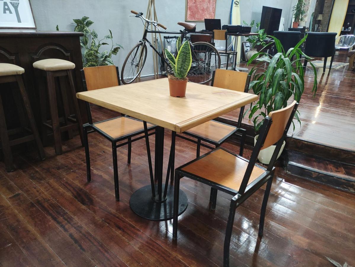 Caruma Surf Hostel Matosinhos  Buitenkant foto