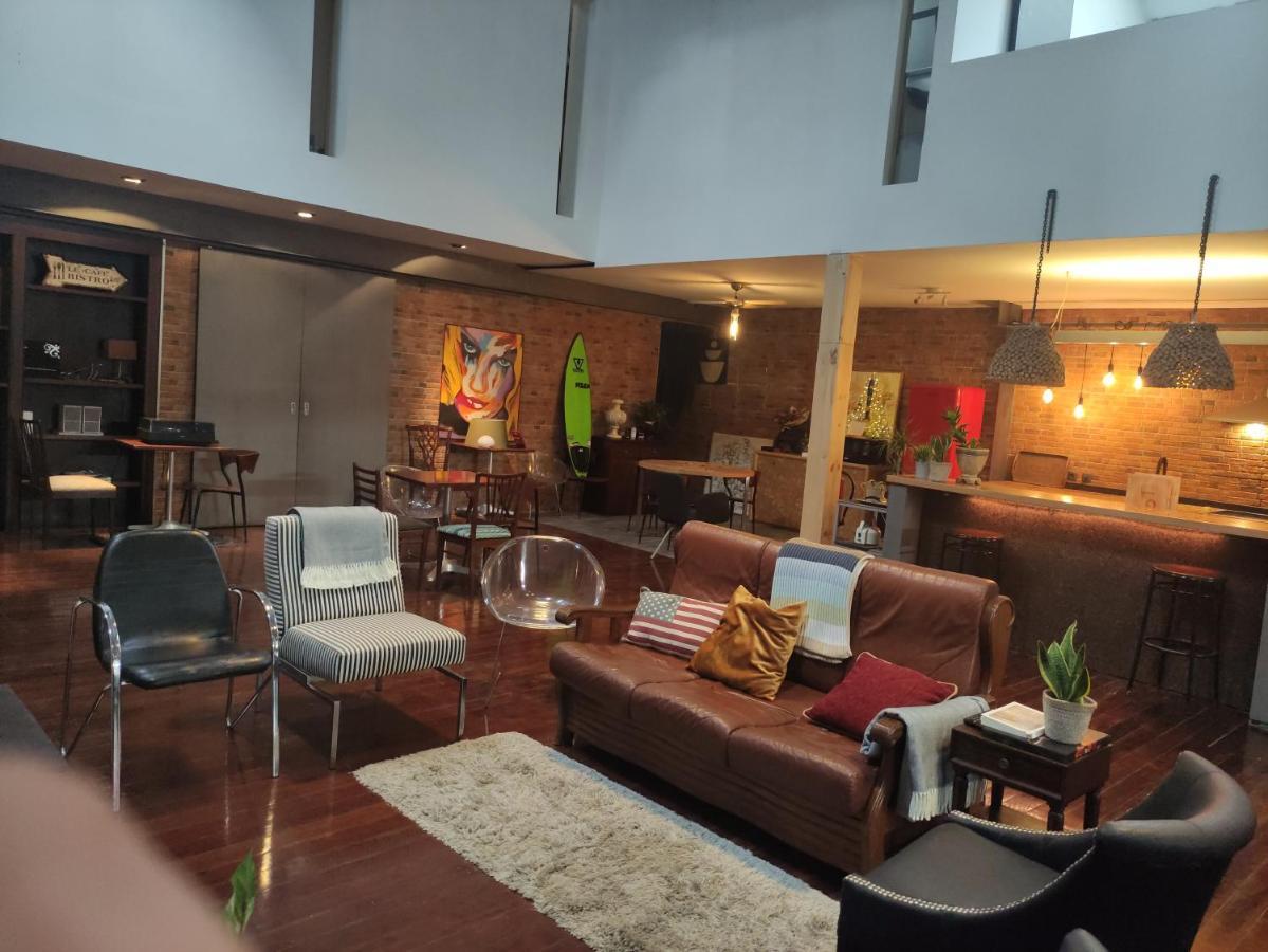 Caruma Surf Hostel Matosinhos  Buitenkant foto